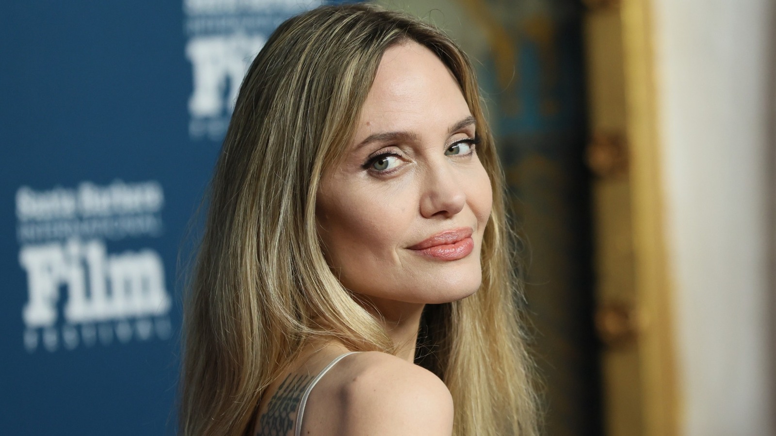 安吉麗娜·朱莉（Angelina Jolie）應該三思而後行